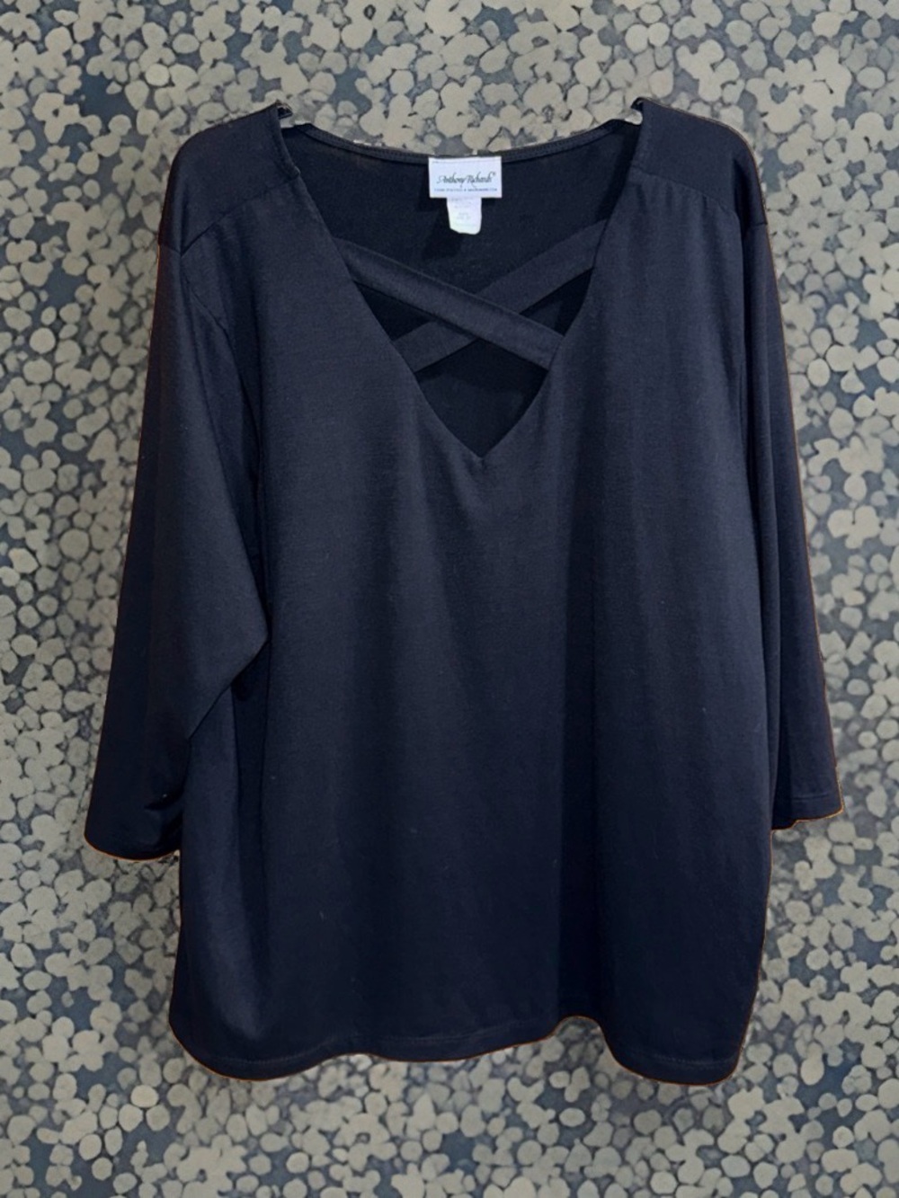 Anthony Richards Black Crisscross V-Neck Long Sleeve Top-2X-EC